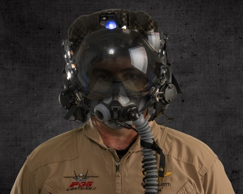 Шлем пилота F-35