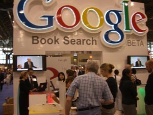 Стенд Google на выставке Book Expo America (фото из блога Ричарда Чаркина)